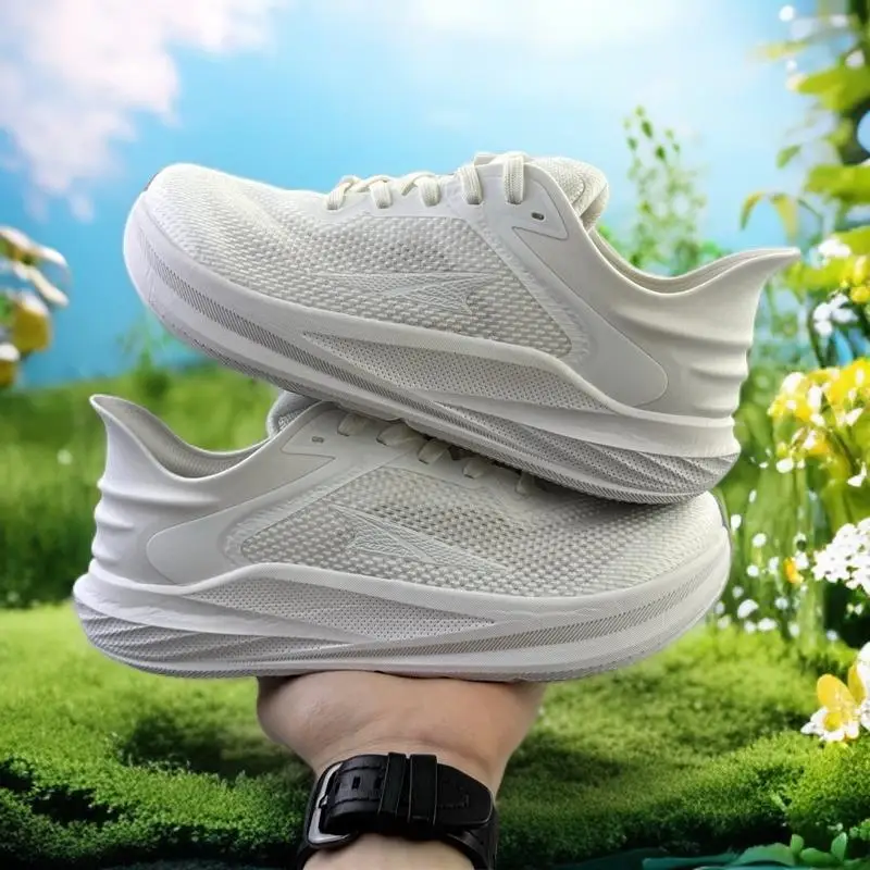 

Sneakers Stable Racing Running Shoes, Support Structure, Stable on Curves