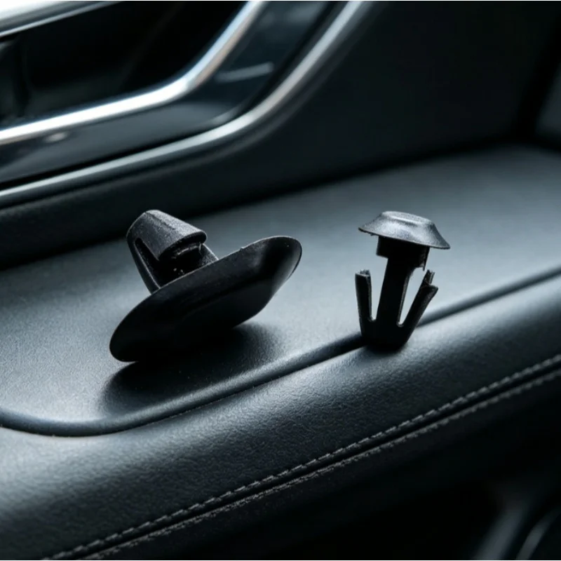 10Pcs Door Weather Strip Moulding Fastener Clips Car Door Sealing Tape Clip Bottom Seal Trim Retainer