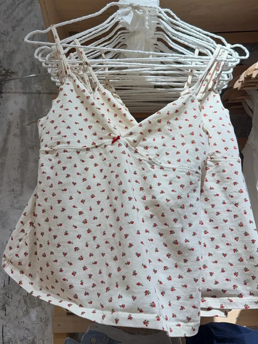 الأحمر الأزهار عارية الذراعين سليم تانك القمم امرأة الصيف الخامس الرقبة القوس أكمام القطن بروتيل الإناث الحلو لطيف نمط Preppy Y2k القمم جديد #2