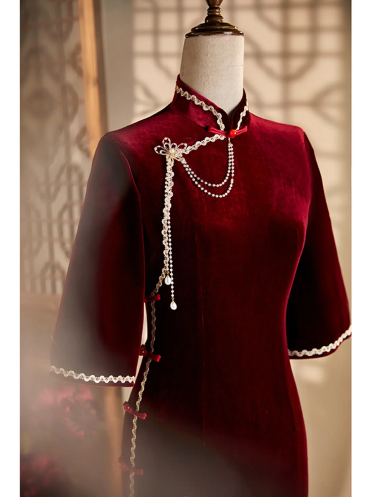 

Золотой бархатный костюм Ele для свадебного банкета и выступлений, подходящий для особых случаев