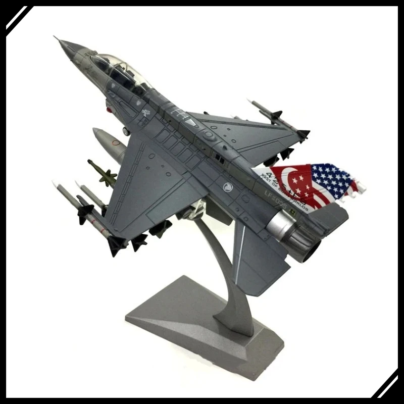 Nsmodel F-16D القتال الصقر دييكاست نموذج طائرة معدنية سنغافورة سلاح الجو الطائرات تحصيل عرض طائرة هدية مراوح الطيران
