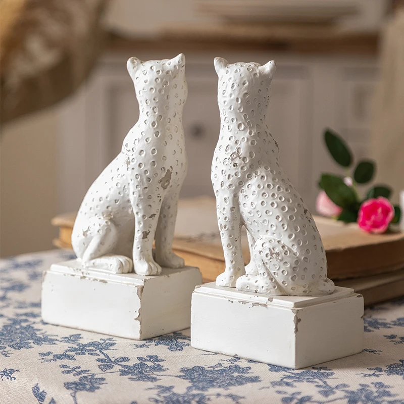 

‌ Винтажная статуя леопарда из смолы во французском стиле, античная скульптура животного, креативный домашний декор, подарок на новоселье