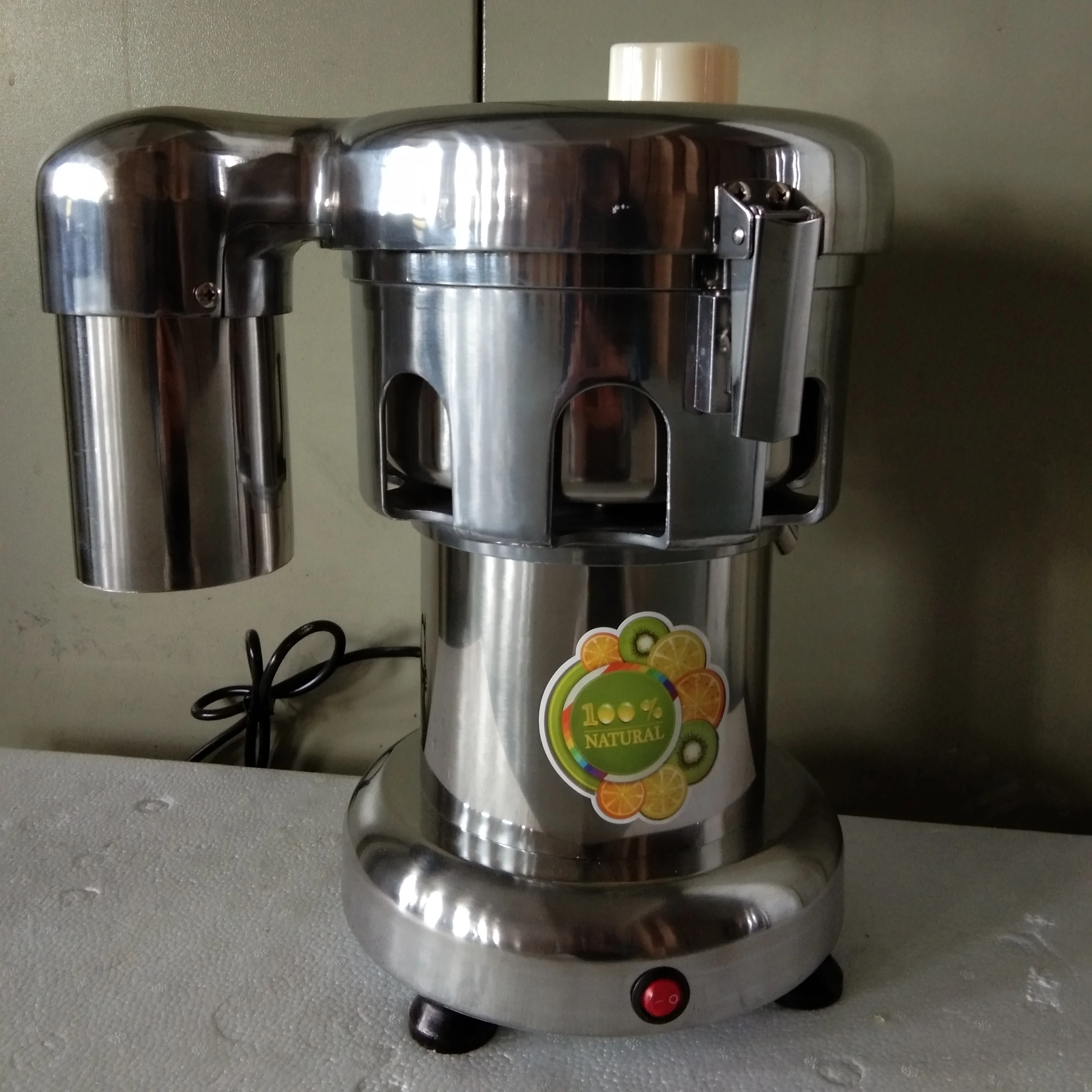 

Multifunction Juice Extractor Machine Commercial Electric Fruit Juicer A2000 550W