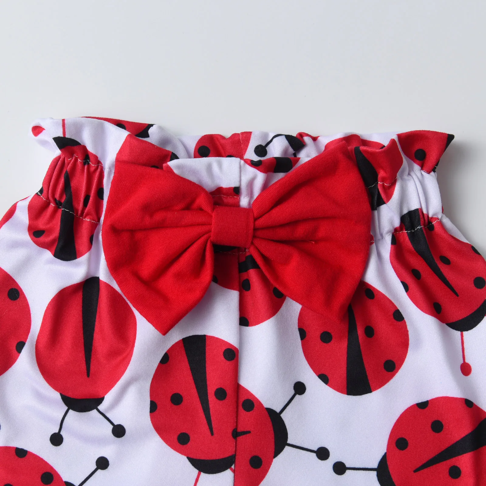 2PCS Kids Children Girls\' Summer Clothes Set New Short Sleeve O-Neck Top and Bowknot Shorts Insect Printed Outfits for Girls