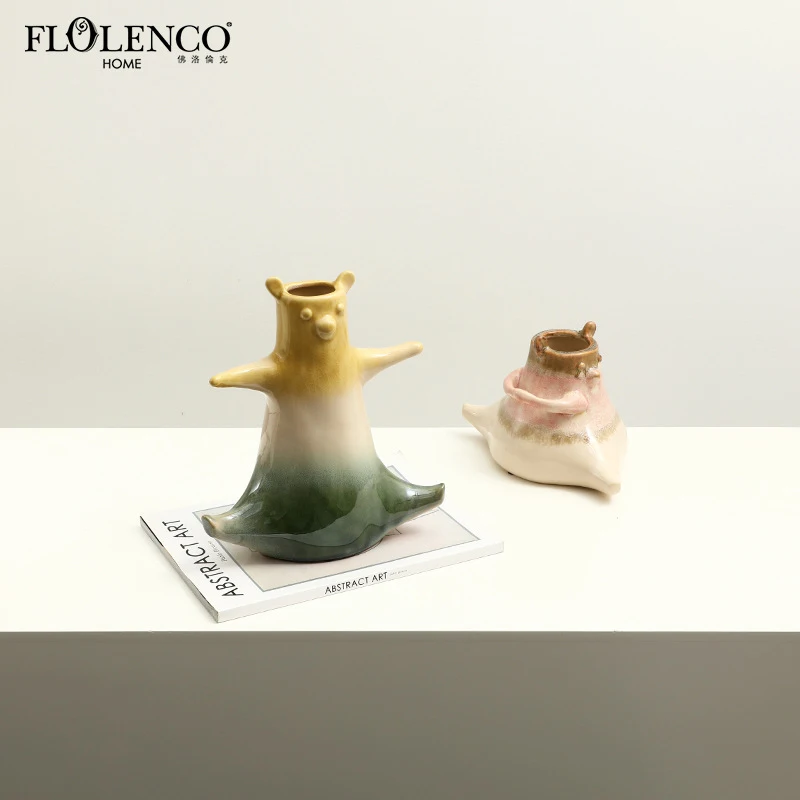 Northern Europe Kiln-fired ceramic bear vase, fun home decor for living room, TV cabinet, and children's room