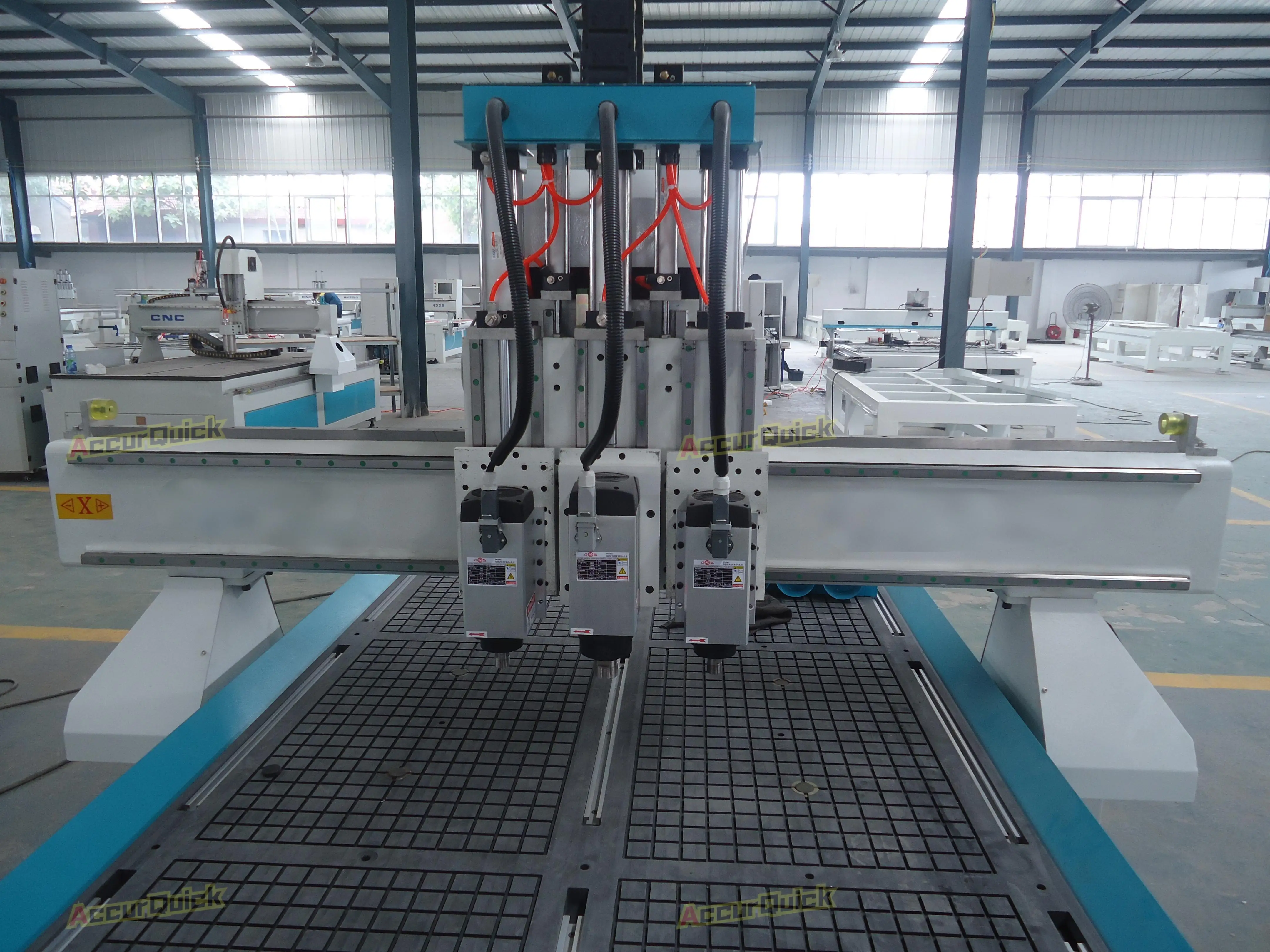 Furniture MDF Wood Engraving Cutting Woodworking Machinery CNC Router with 3 Spindles