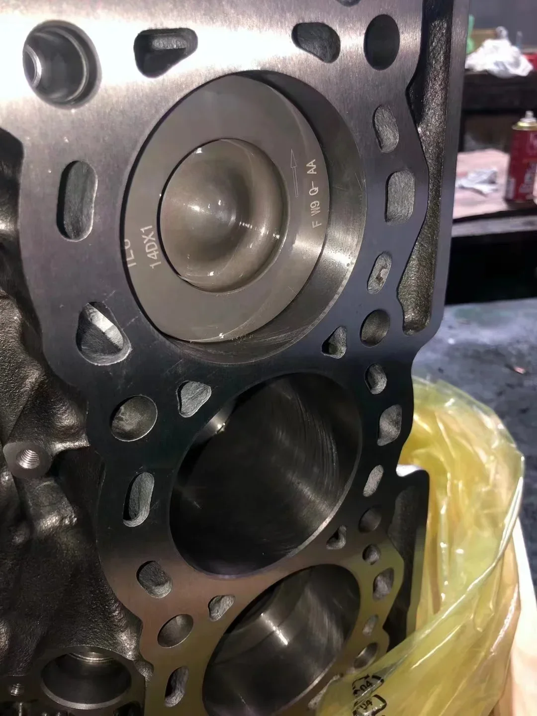 Factory Direct Sales  Lr082722 V6 306dt Short Cylinder Suitable for Land Rover Discovery Range Rover Sport