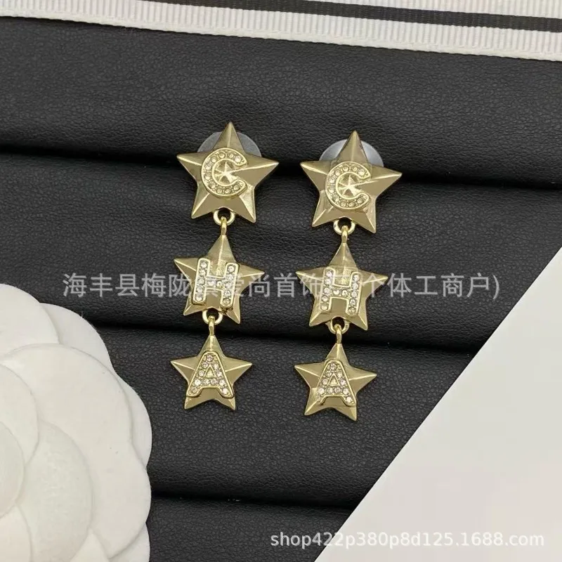 مزاجه الفرنسي محكمة المشاهير الماس مجموعة اللؤلؤ إلكتروني اللؤلؤ أقراط الأذن مجوهرات المد الملحقات المصنعين كله