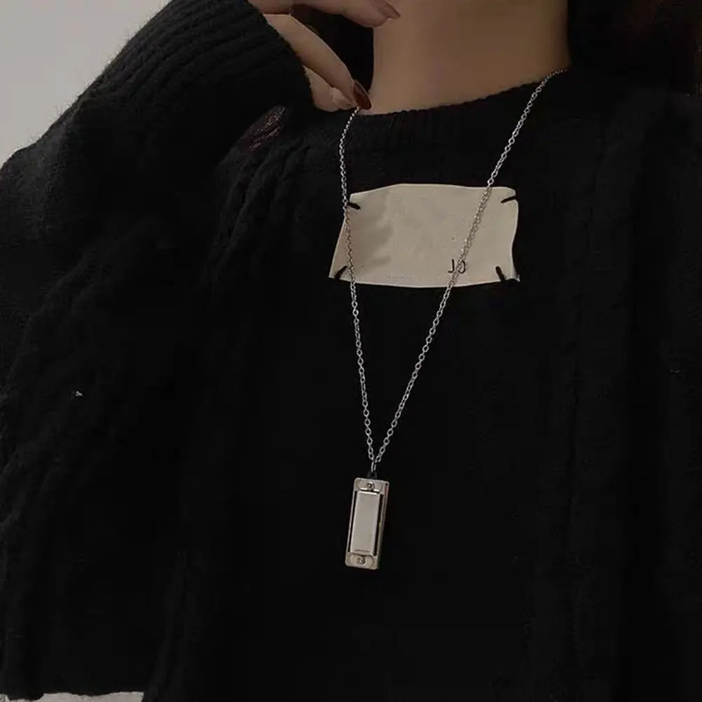 

2Pcs Harmonica Necklace Mini Pendant Lightweight Musical Instrument Necklaces Gift for Kids Beginners Men Women