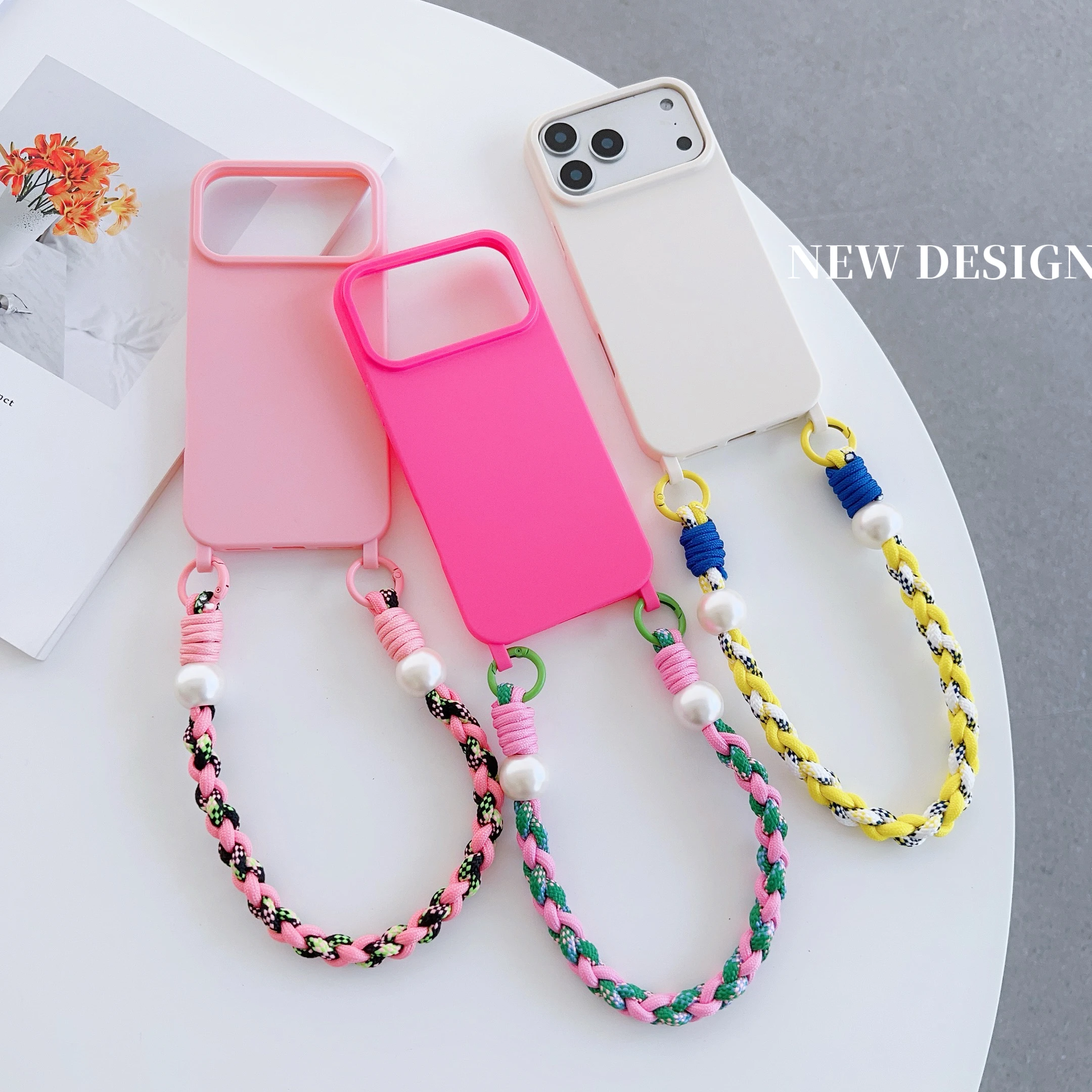 Hand-Woven Lanyard Case Suitable For Iphone 17 Pro Max Phone Case Air /16 Plus Wrist Short Lanyard 15/14/13/12 Pro Case
