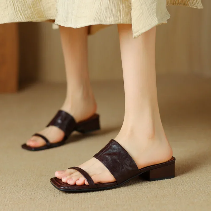 Summer New Square Head Open Toe Flat Bottom Slippers for Women's Genuine Leather Versatile External Wear Half Slippers