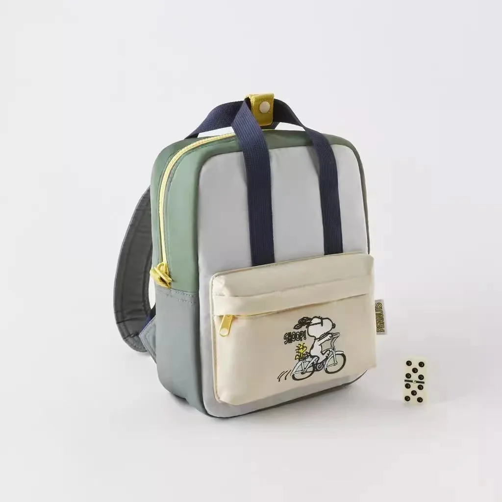 2024 Snoopy Nylon Colorblock Green Backpack Embroidered Childrens Schoolbag Girls Boys Baby Shoulder Bag Fashion Handbag