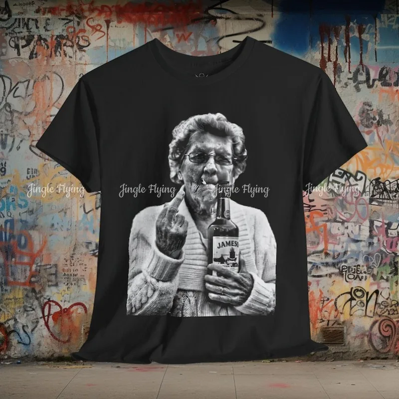 Camisa de dedo medio de abuela, sudadera negra, camiseta divertida, camiseta de whisky de Jameson, regalo gráfico sarcástico para mujeres mayores para mamá