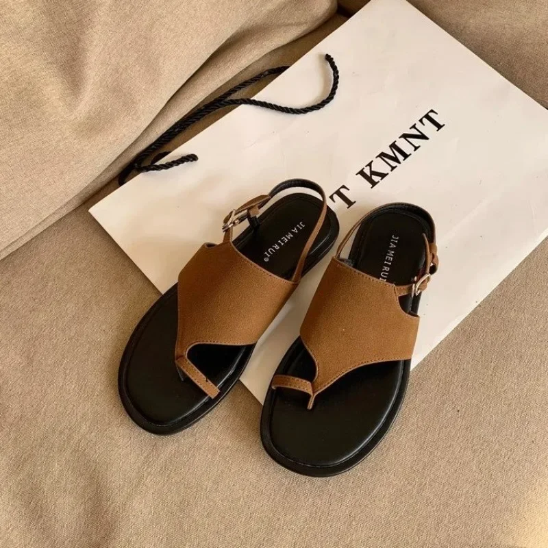 

Shoes for Women 2025 New Summer Retro Flat Bottom Women's Sandals Casual Versatile Peep Toe Pinch Concise Beach Sandals Women