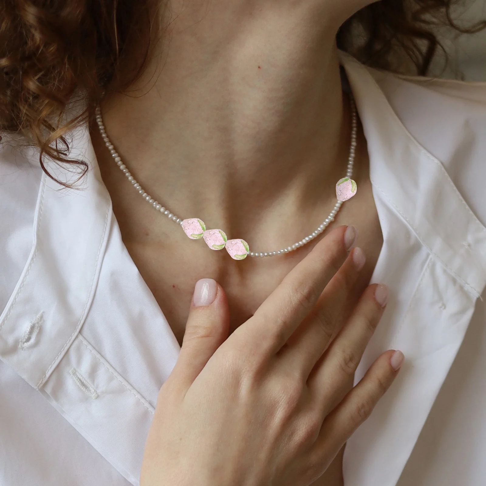 

16Pcs Cute Strawberry Pendants Fine Craftsmanship Smooth Finish for DIY Jewelry Bracelet Necklace Keychain Decoration