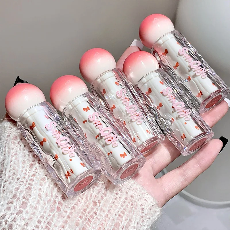 ملمع شفاه شفاف لامع من شاكينيو - مرطب، لمسة نهائية غير لامعة، لون وردي، ممتلئ ومضيئة