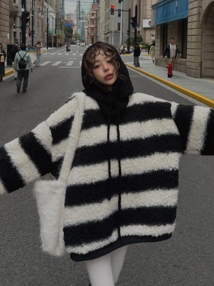 

Retro Thiened Color Blo Striped Lamb Fur Sweatirt Women's Winter New Sle Versatile Overhead irt Commute Sle