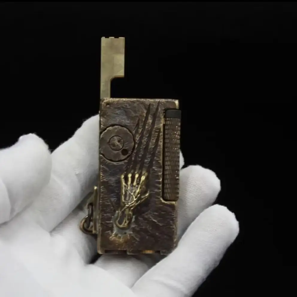 Creative Hand Carve…