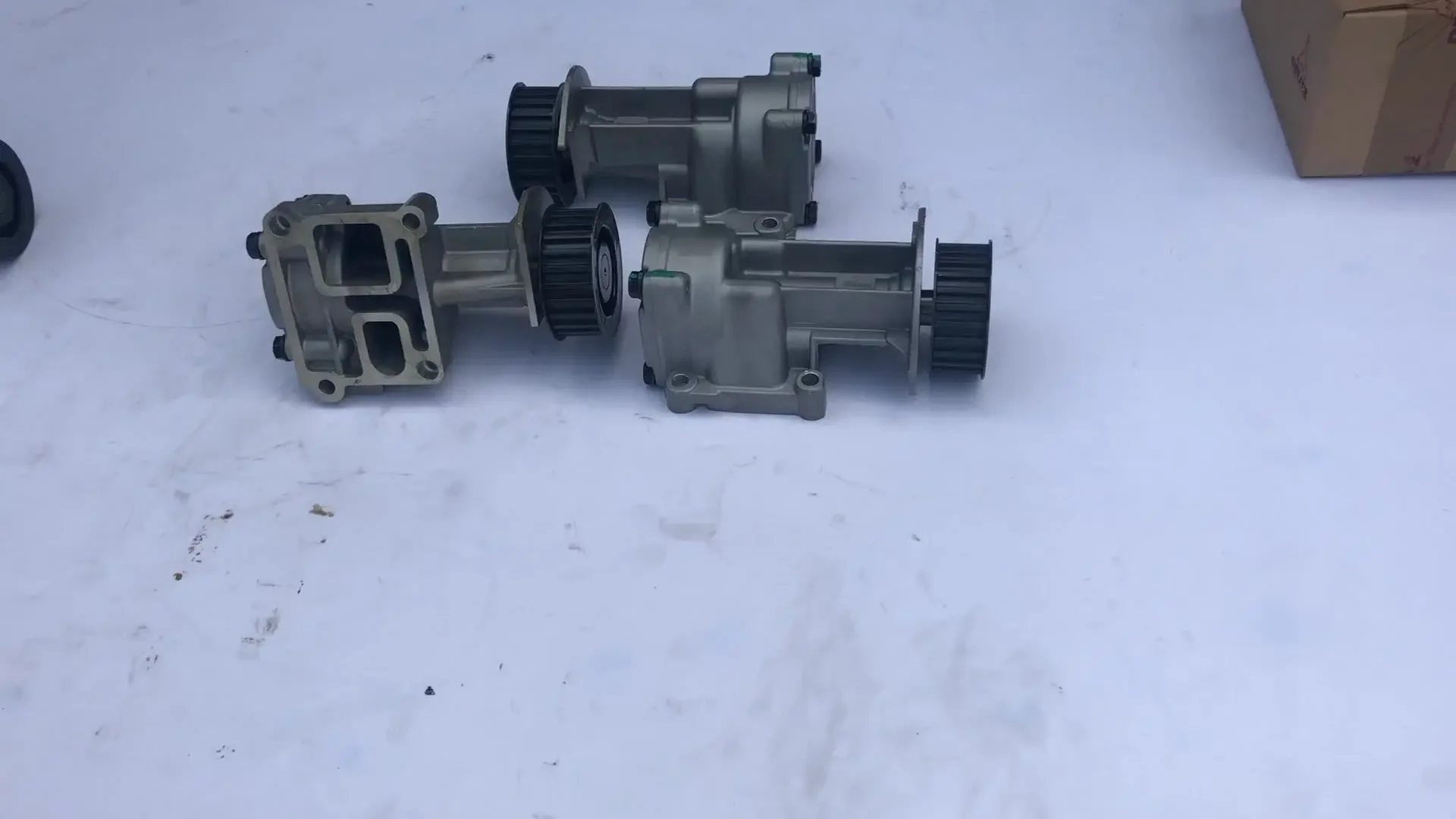 

Engine Parts Oil Pump 02934430 for 1011