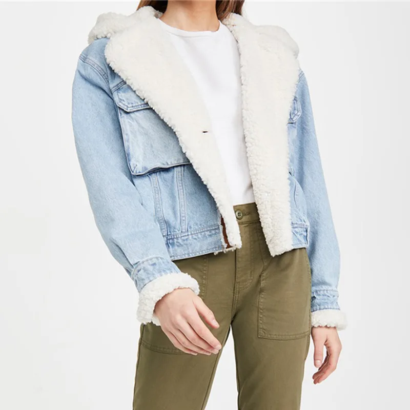 

2025 Autumn New Elegant Commuter Design Patchwork Lamb Wool Loose Casual Hooded Denim Jacket Women's Fashion