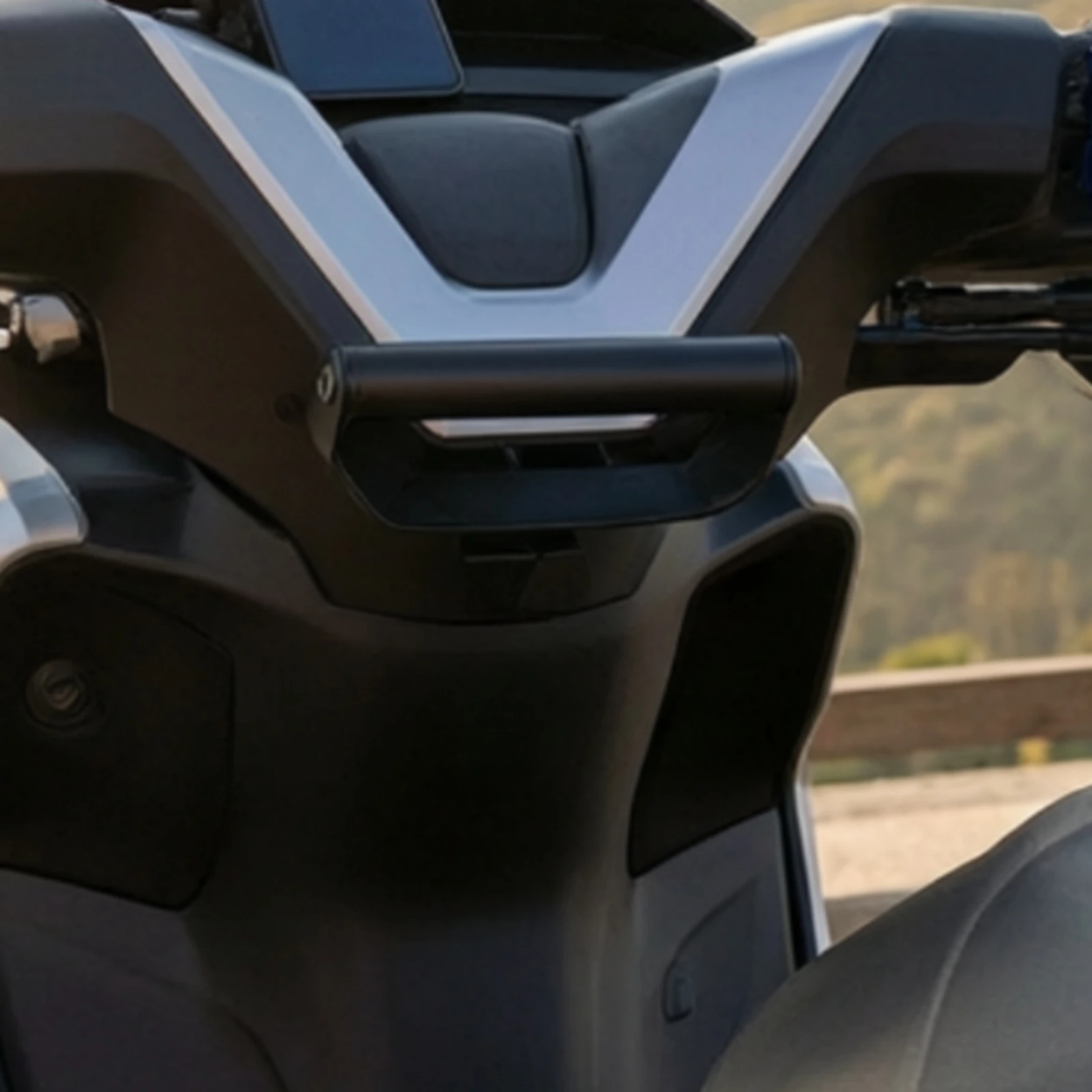 Motorcycle PCX160 2025-2026 Front Mounting Bar Compact Motorcycle PCX160 Front Navigation Bracket Motorcycle Accessory Slim 4