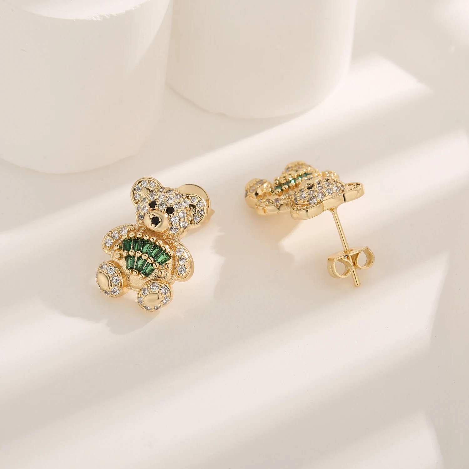 VCT Cute Bear Women's Stud Earrings Crystal Cubic Zirconia Piercing Earrings Women's Girls Gift Jewelry Earrings