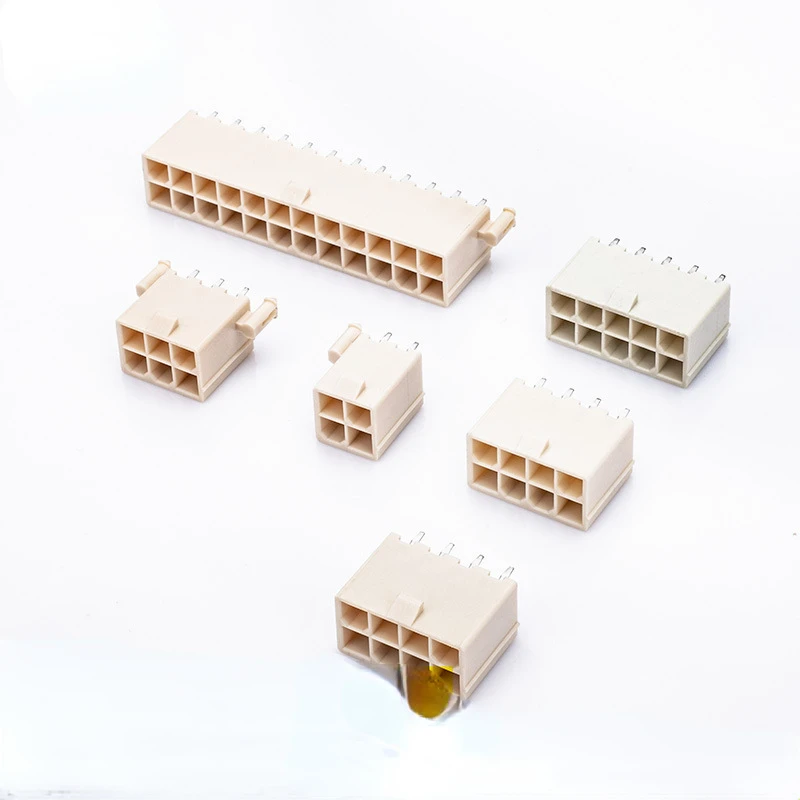 Conector de toma de corriente de placa base 4P ATX DIP de alta corriente 9A blanco lechoso