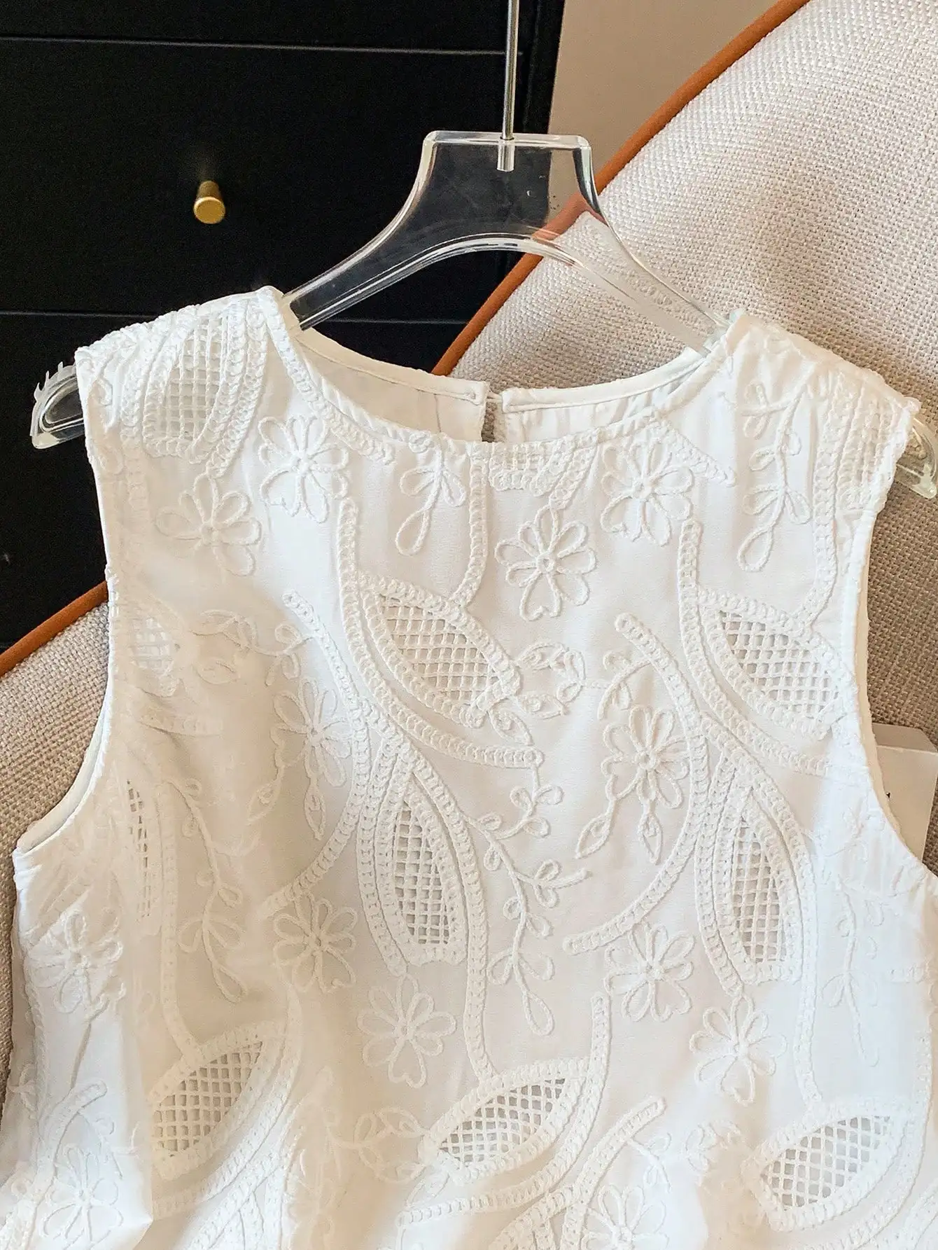 Womens Spring Summer Elegant Floral Embroidery Lace Sleeveless Blouse Casual Round Neck White Mesh Vest Top view 2