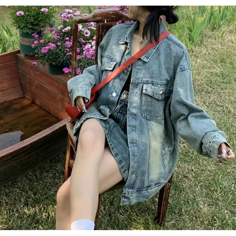 

American Style Trendy Oversized Denim Jacket for Women Fashionable Cotton Solid Color Long Sleeved New Retro Jacket for Women