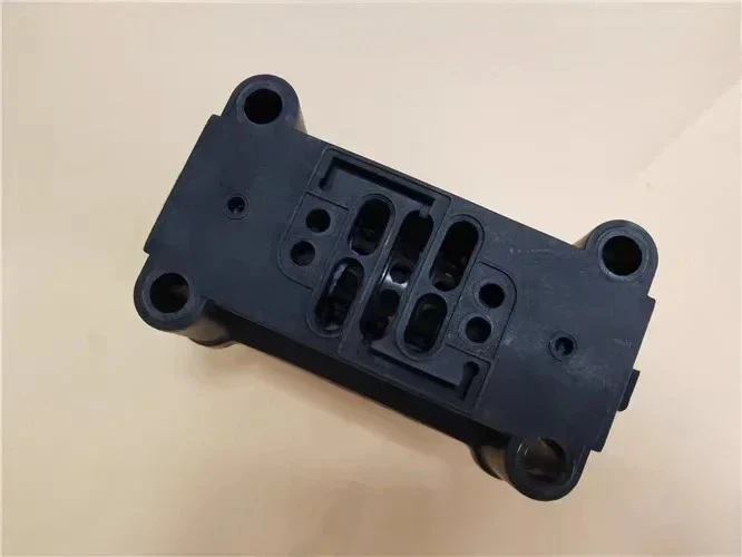 Diaphragm pump accessories plastic pump 2 inch 3 inch valve assembly distribution valve 031-140-000