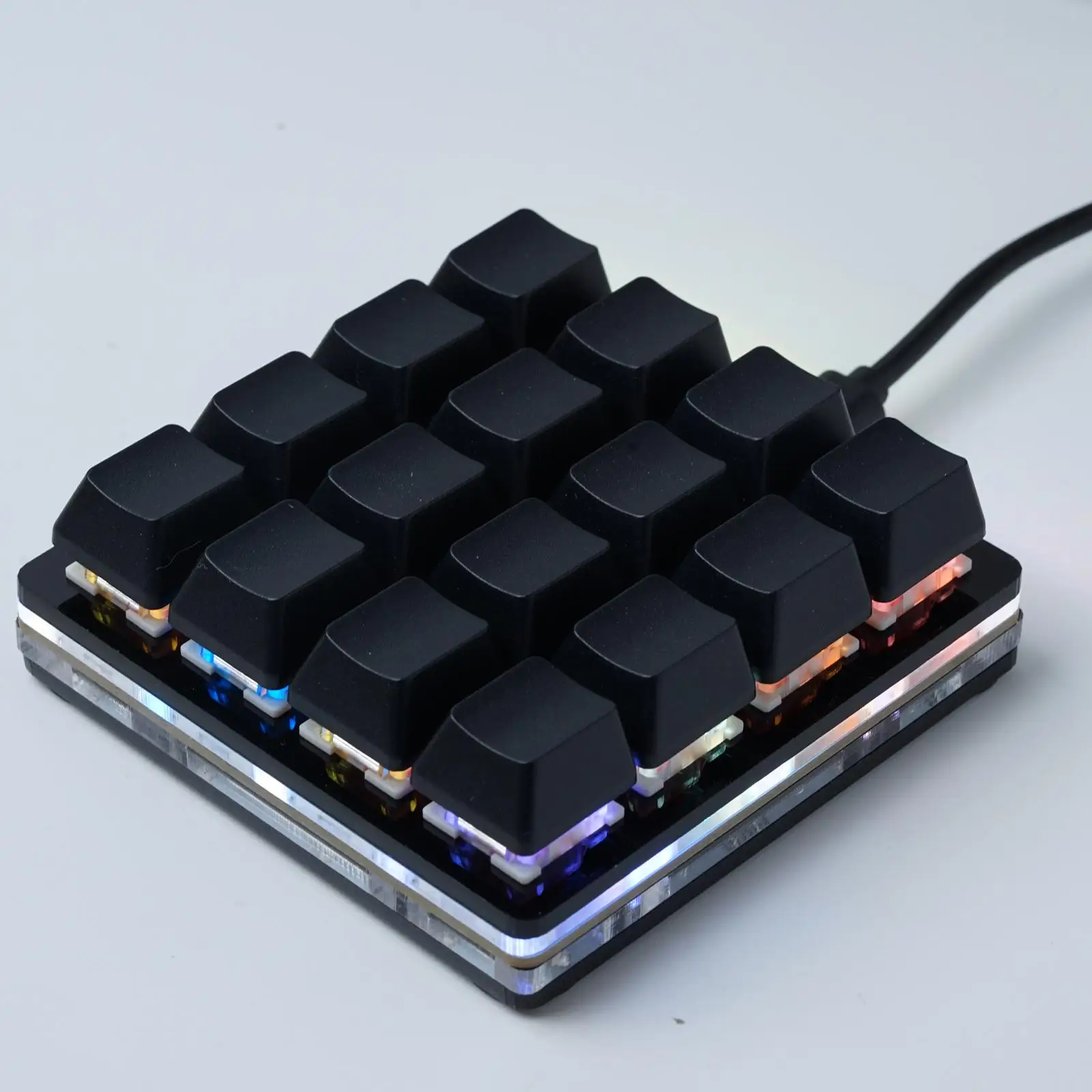 Teclado mecánico LED de 16 teclas teclas de acceso directo personalizadas compatible con Hardware MacOS Macros programable Pi Windows Raspberry Auto-cl A1P3