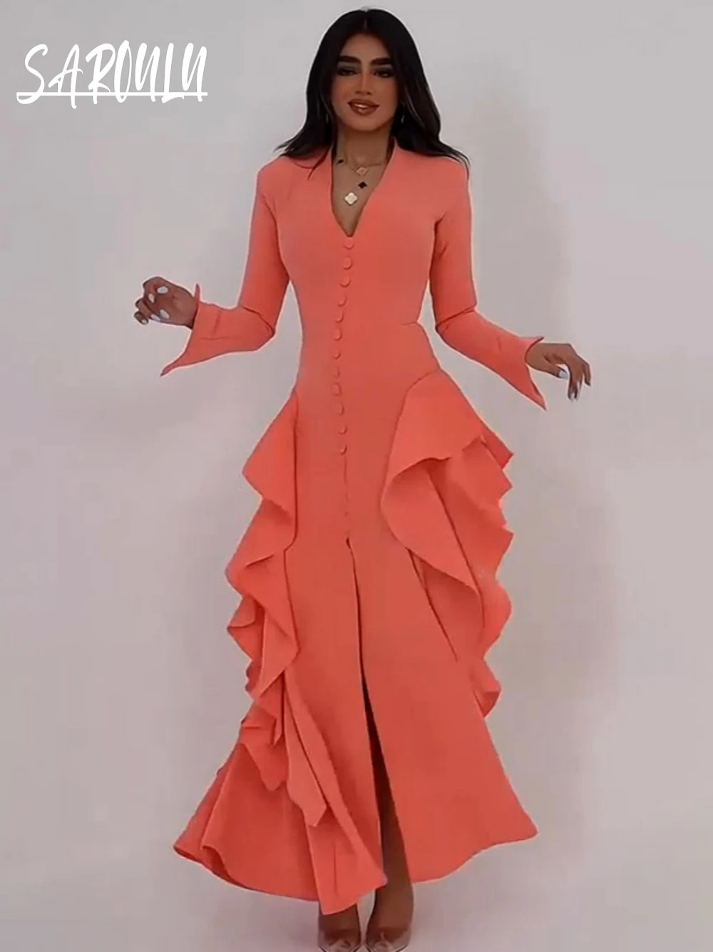 

Charming Ruffled Plus Size Evening Dress With Buttons Elegant V Neckline Women Casual Wear For Birthday Dancing Party