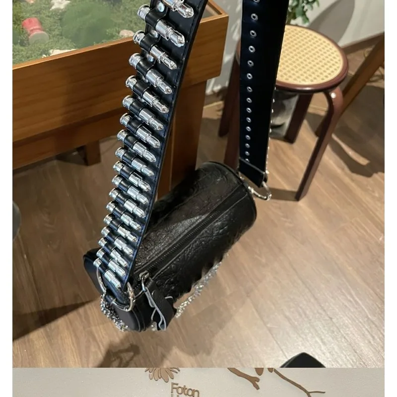Original Retro Bag Strap Punk Baguette Bag, Bucket Handbag, Niche Design, Single-shoulder Armpit Crossbody Bag Women Temperament