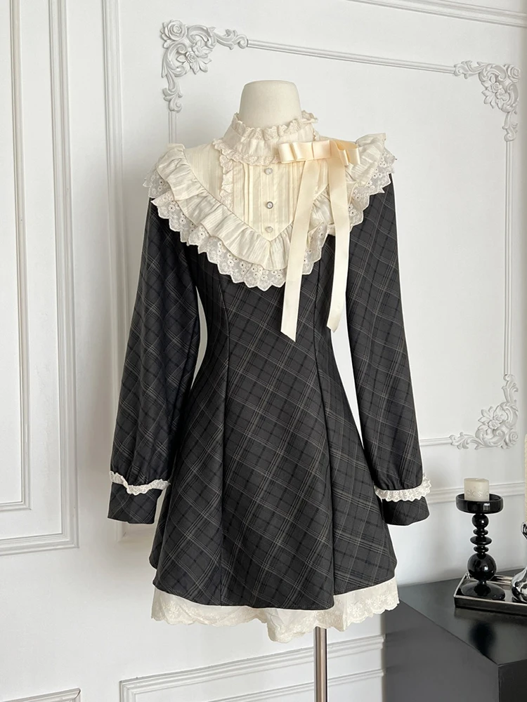 Französisch stil retro karierten spitze rand geraffte taille abnehmen temperament kleid frauen herbst neue elegante süße kurzen rock
