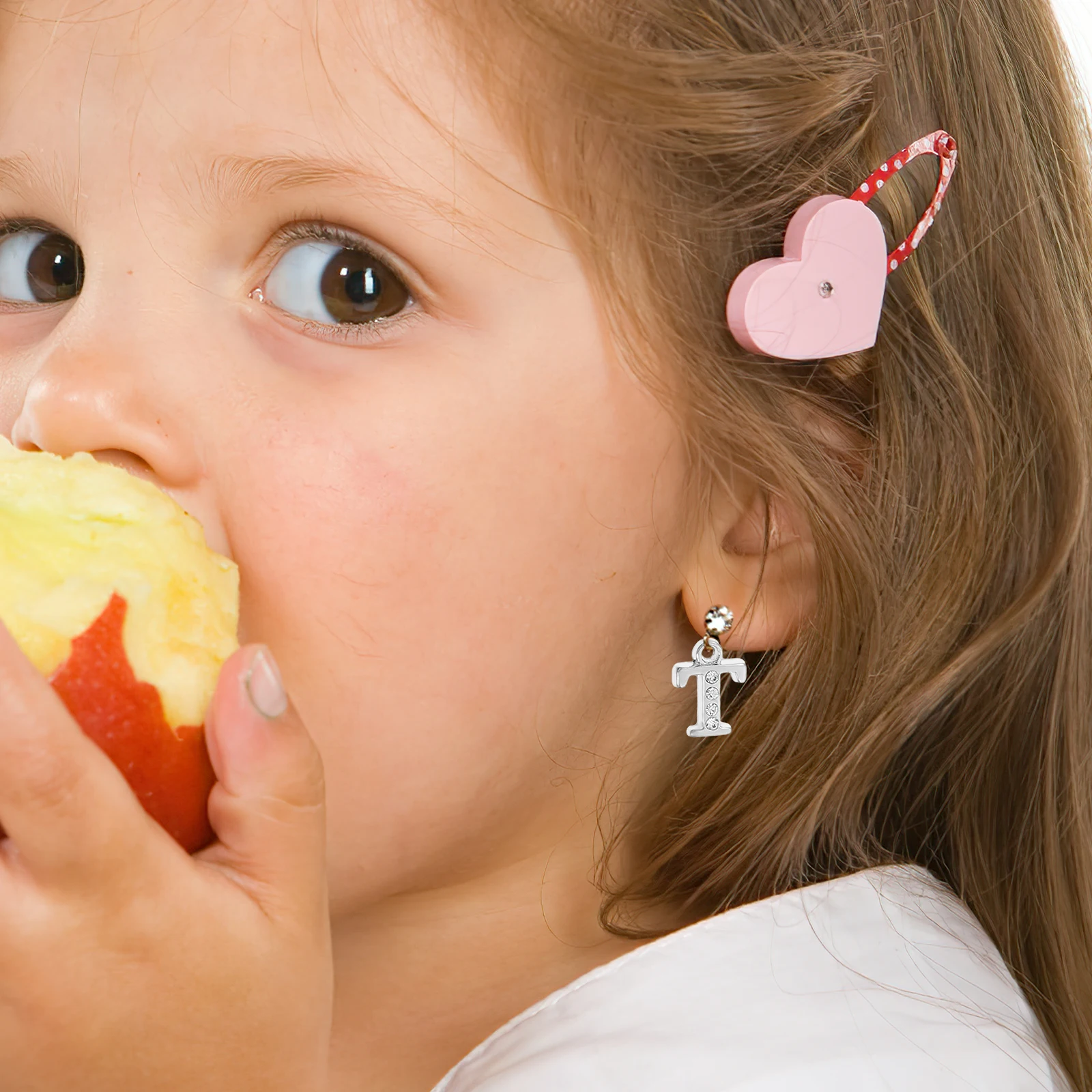 

26pcs Alphabet Letter Pendant Alloy Diamond Charms DIY Jewelry Accessories White K Color Silver Decor Lightweight