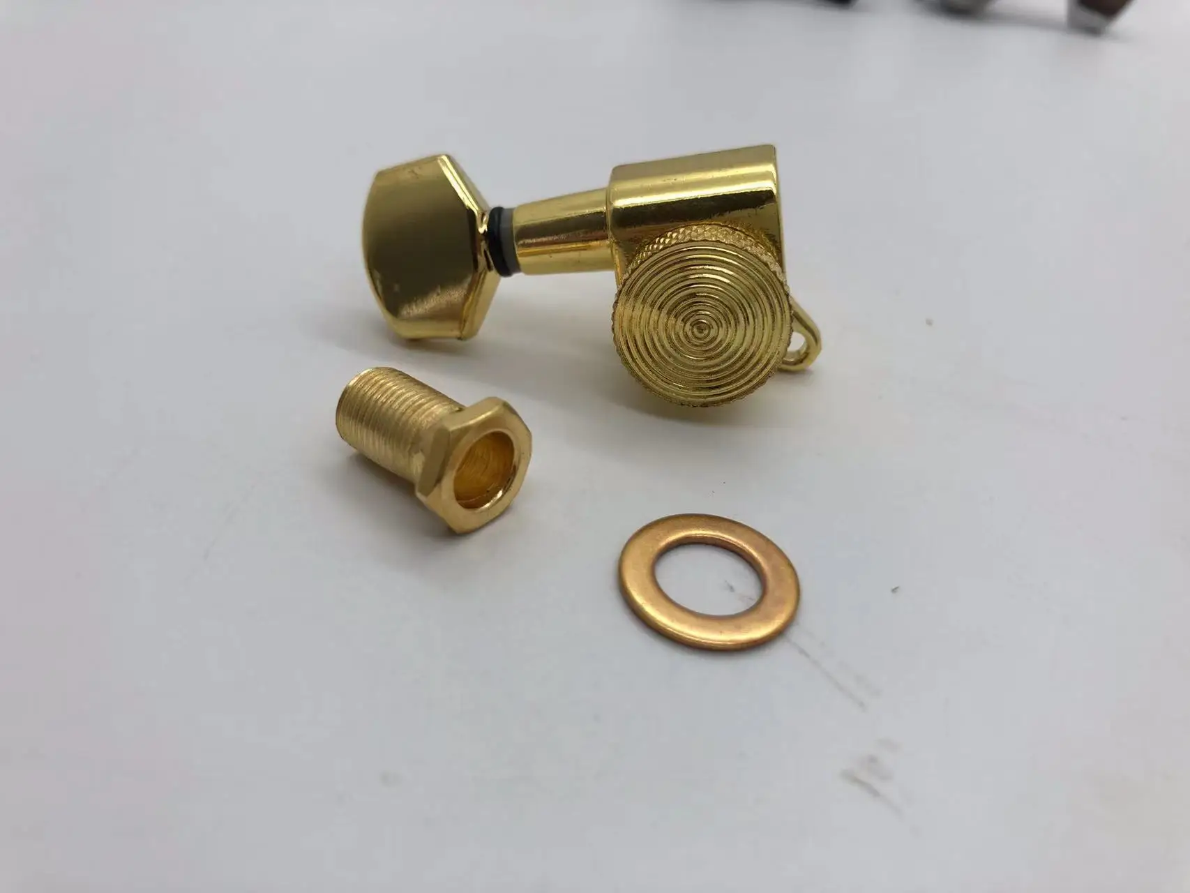 Professional Set Locking Tuners/ Machine head /Pegs Gold Color for Electric Guitars Musical Accessories in Stock Discount