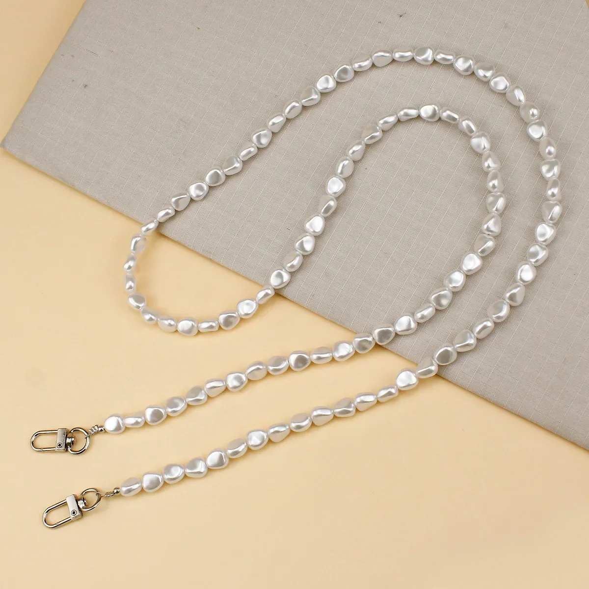 الهاتف المحمول الحبل لؤلؤ فاخر حبة حقيبة سلسلة طويلة Crossbody قلادة سلسلة حزام جراب هاتف معلق الديكور مكافحة خسر