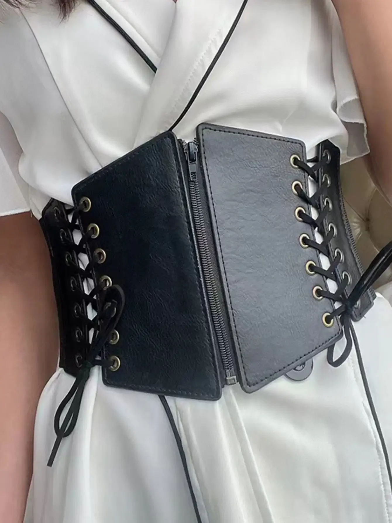 Cintura a corsetto Waspie di ispirazione vintage - Cintura larga da donna in pelle PU elastica con cerniera con lacci - Cappotto classico