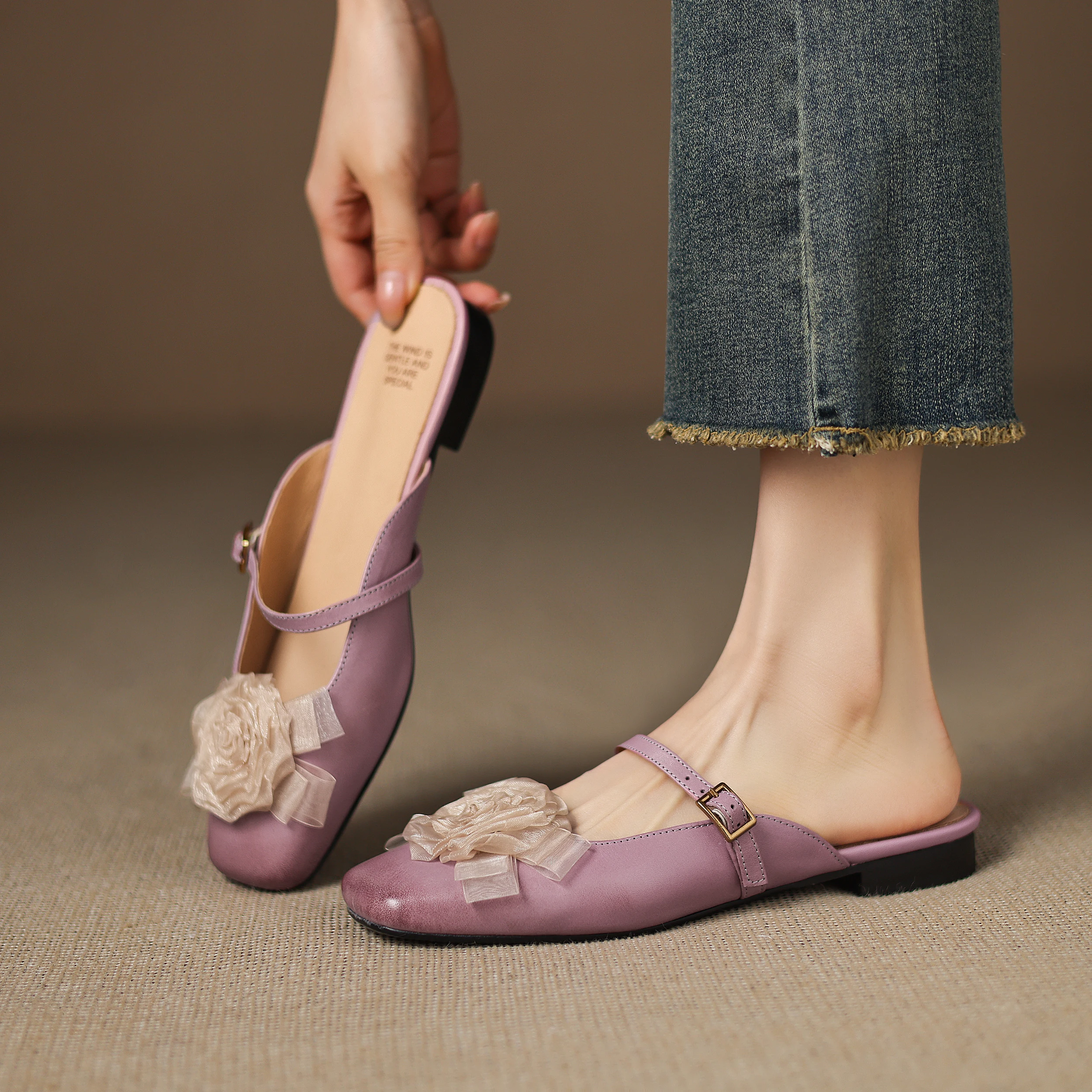 

Genuine Leather Floral Closed Toe Mules Single Strap Mary Jane Low Heel Summer Slippers for Women