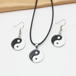 New Punk Tai Chi Yin Yang Eight Trigrams Pendant Necklaces for Women Double Sided Black White PU Leather Collar Girlfriend Gift