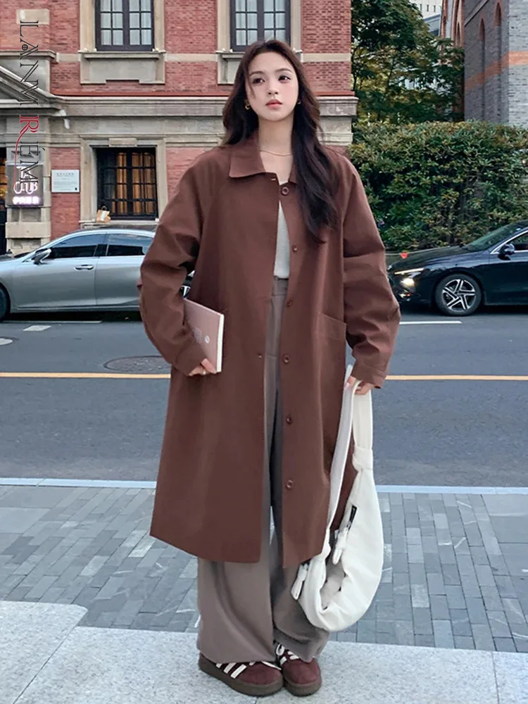 

LANMREM Korean Style Mid Length Windbreaker For Women Lapel Single Breasted Pockets Design Loose Coat 2024 Autumn New 2Z2667