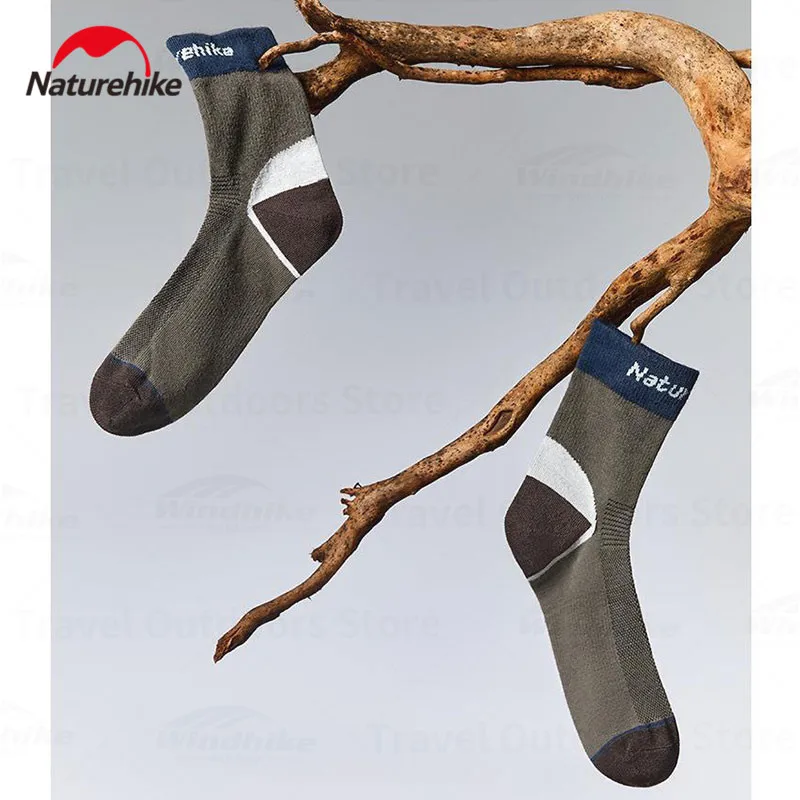 

Naturehike Sport Hiking Long Socks Outdoor Camping Shock-Absorbing Quick-Drying Right Angle Socks High Elastic Moisture Wicking