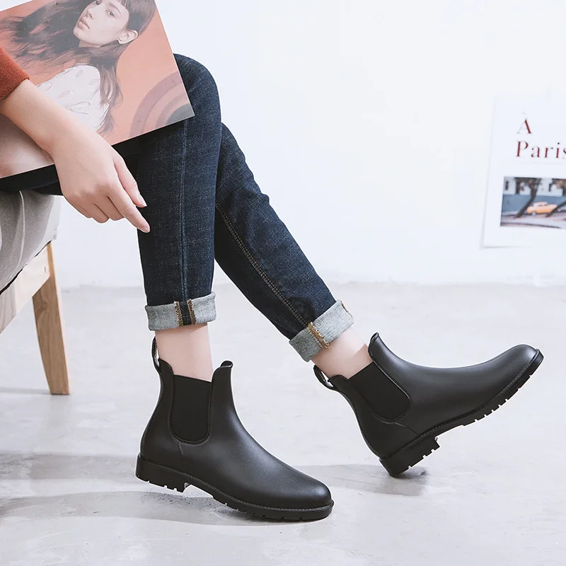 

2023 Fashion Waterproof Short-tube Rubber Chelsea Boots Water Shoes Unisex Couples Solid Color Ankle Simple Low-top Lazy