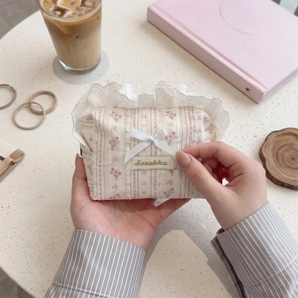 Ladies Cute Lace Flower Bow Cosmetic Bag Portable Clutch Purse Fashion Makeup Case Female Lipstick Storage Bag