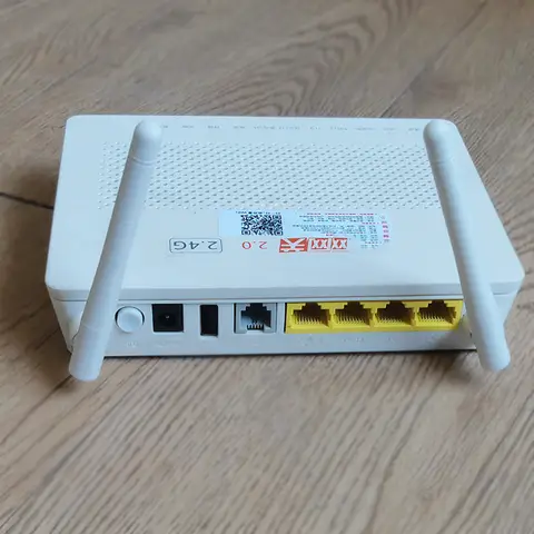 Second hand Gpon ONU EPON ONT HS8145C FTTH Modem Router Original EG8141A5 1GE+3FE+1tel+Wifi With English Software