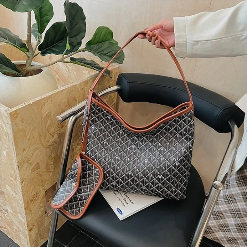 

Elegant Commuting Handbag Portable Durable Fashion Hot Sale Ladies Campus Style One Shoulder Practical Daily Use Stylish