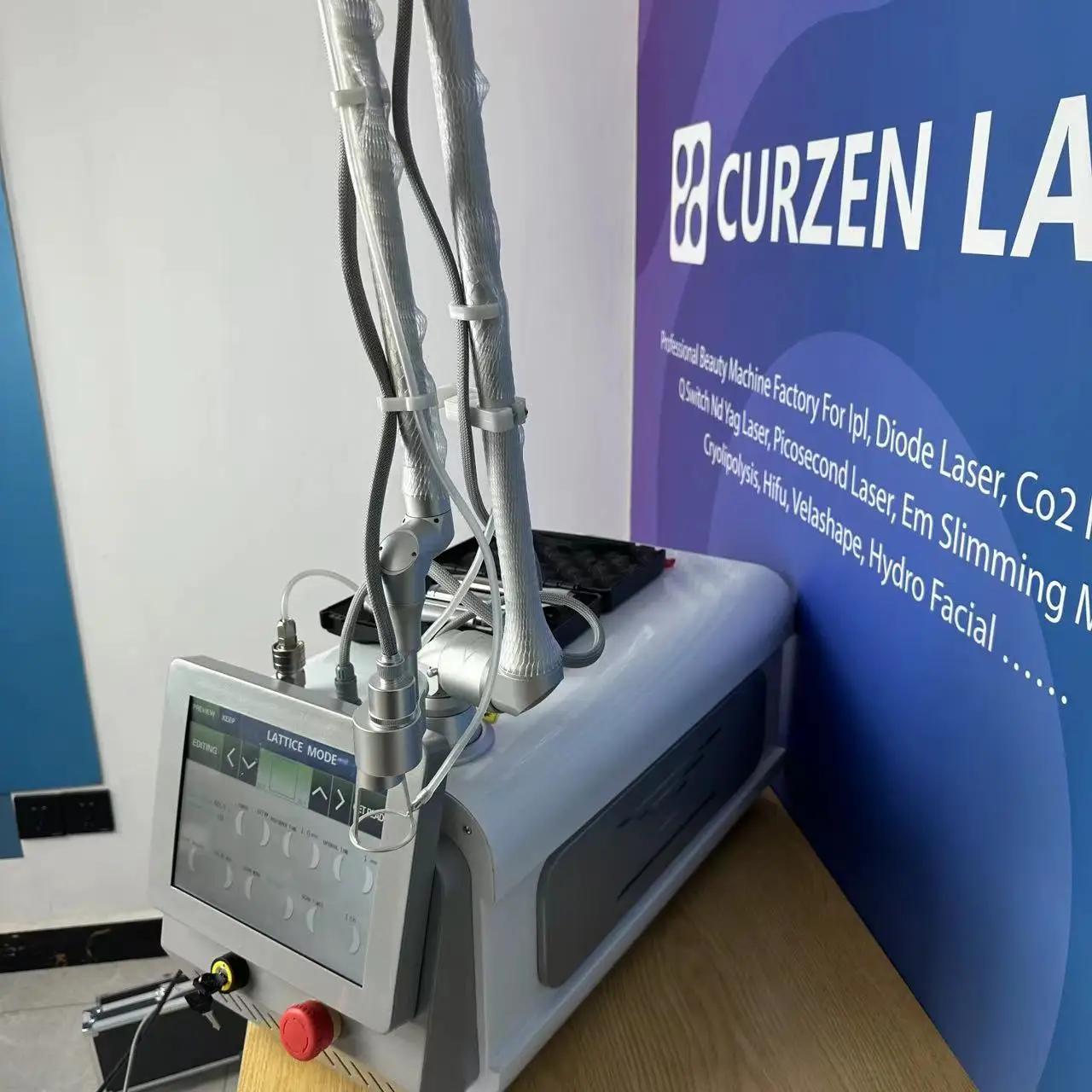 100W Professional For Skin Regeneration, Removal Of Tattoos And Acne Scars, Female Privacy