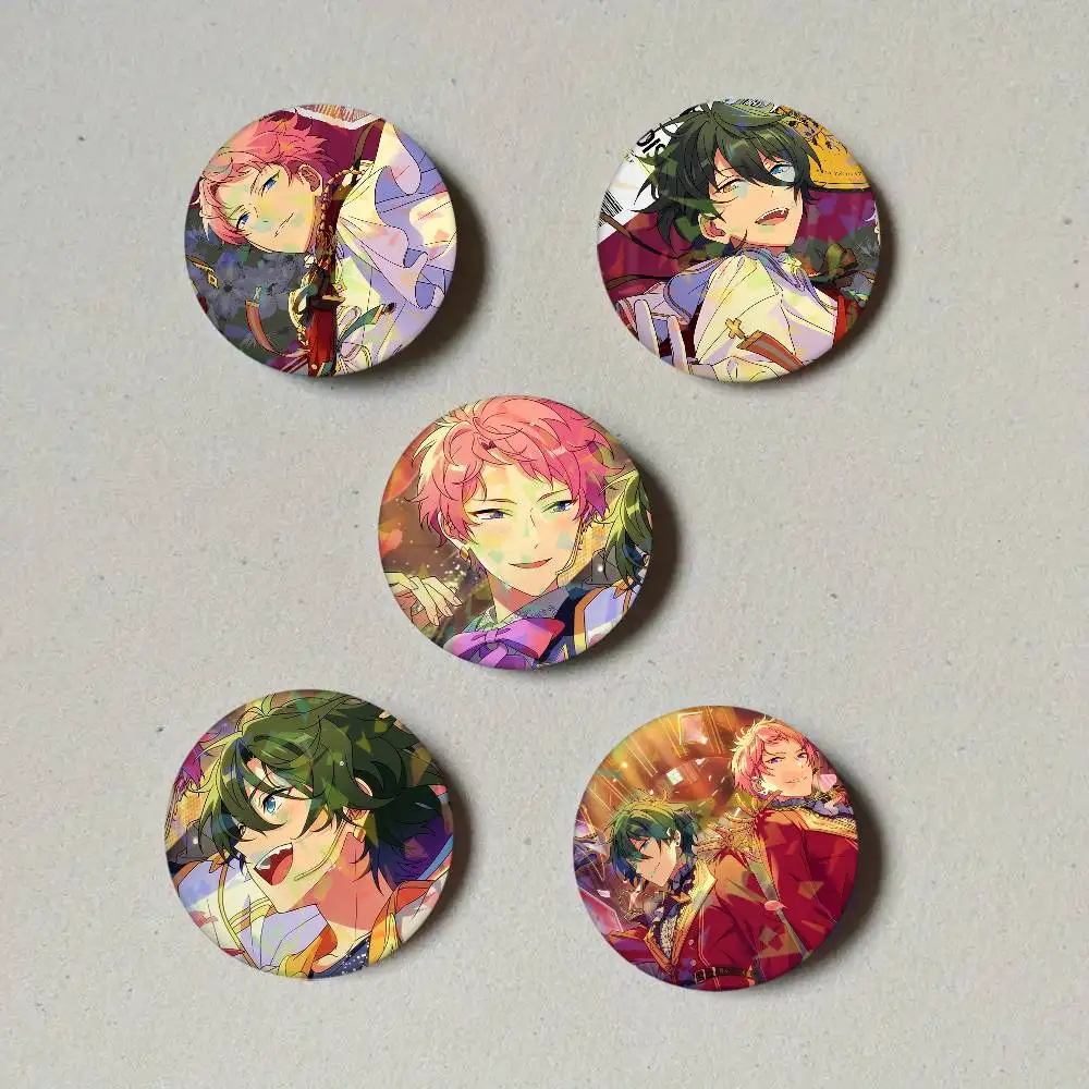 Valkyrie Shu Itsuki Mika Kagehira EnsembleStars insignia redonda para accesorios de mochila alfileres de solapa láser regalos de joyería