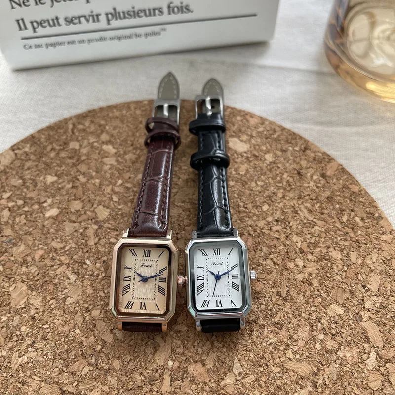 الرجعية الاتجاه عارضة مستطيل كتم مؤشر كوارتز ساعة روما أزياء بسيطة مزاجه التناظرية بو الجلود ساعة معصم فتاة الفتيات