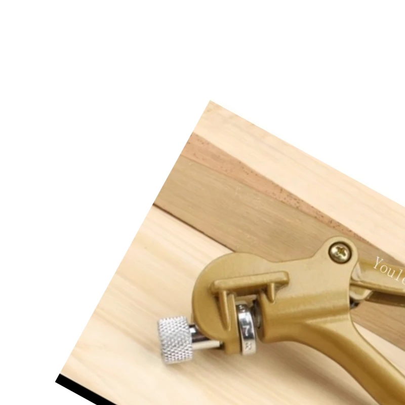 

Подходит для пильных плоскогубцев, пильных полотен, станков для подачи зубов, плоскогубцев, плоскогубцев, деревообрабатывающих ножниц.